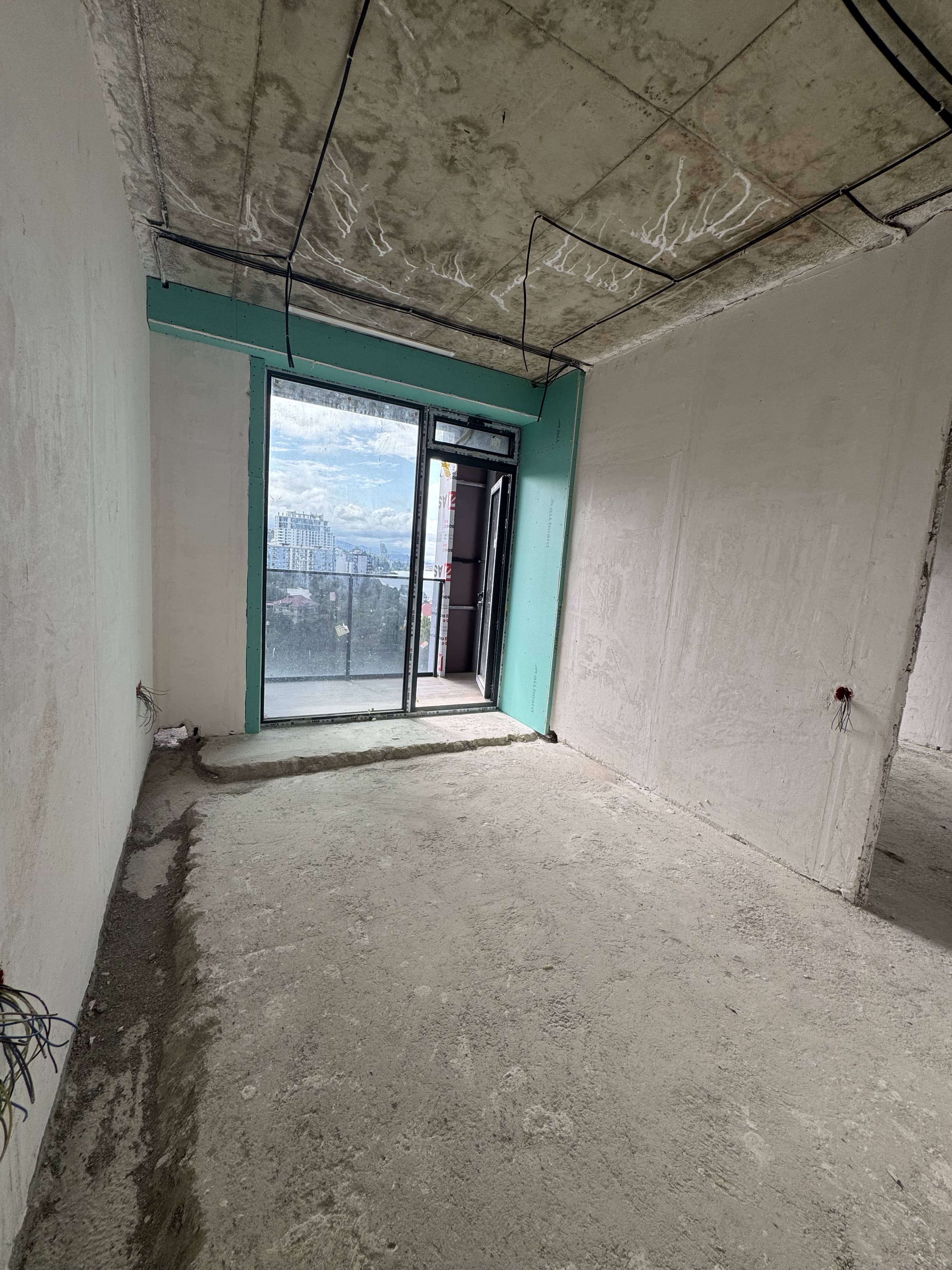 apartment image 1